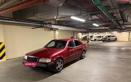 Mercedes-Benz C-Класс, 1996 год, 250 000 рублей, 4 фотография