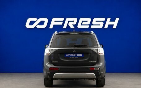 Mitsubishi Outlander III рестайлинг 3, 2014 год, 1 649 099 рублей, 4 фотография