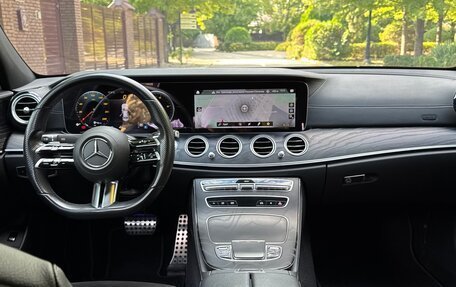 Mercedes-Benz E-Класс, 2020 год, 4 550 000 рублей, 18 фотография