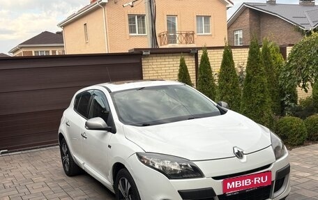Renault Megane III рестайлинг, 2011 год, 499 000 рублей, 2 фотография
