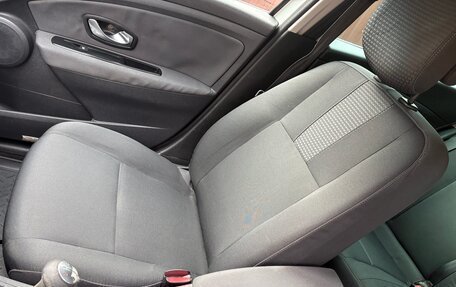 Renault Megane III рестайлинг, 2011 год, 499 000 рублей, 30 фотография