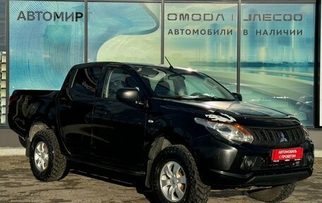 Mitsubishi L200 IV рестайлинг, 2015 год, 1 497 000 рублей, 3 фотография