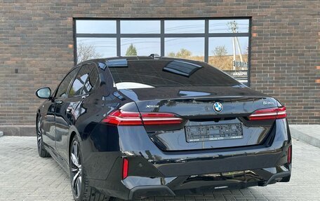 BMW 5 серия, 2024 год, 7 790 000 рублей, 3 фотография