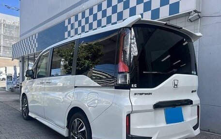Honda Stepwgn IV рестайлинг, 2022 год, 2 030 000 рублей, 6 фотография