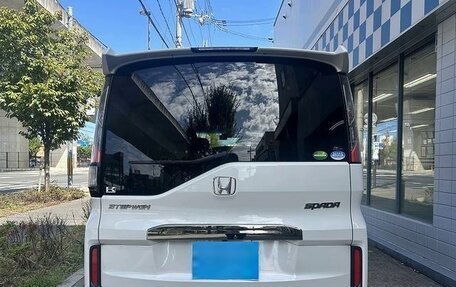 Honda Stepwgn IV рестайлинг, 2022 год, 2 030 000 рублей, 7 фотография