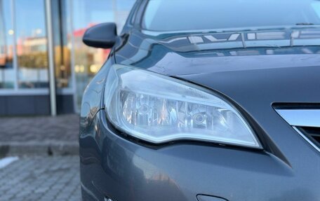 Opel Astra J, 2011 год, 555 000 рублей, 4 фотография