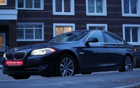 BMW 5 серия, 2010 год, 1 100 000 рублей, 2 фотография