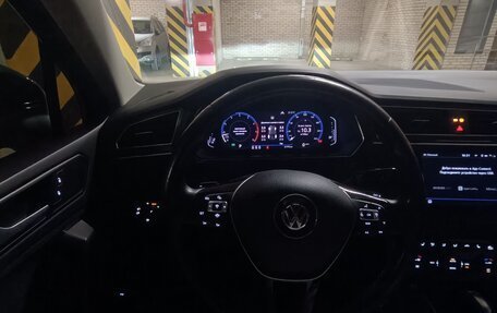 Volkswagen Tiguan II, 2019 год, 2 850 000 рублей, 17 фотография