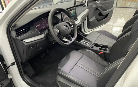 Skoda Octavia IV, 2023 год, 1 699 017 рублей, 7 фотография