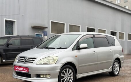 Toyota Ipsum II, 2001 год, 750 000 рублей, 2 фотография