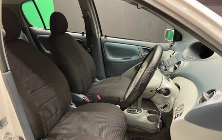 Toyota Vitz, 2000 год, 400 000 рублей, 9 фотография