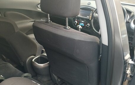 Nissan Juke II, 2010 год, 850 000 рублей, 10 фотография