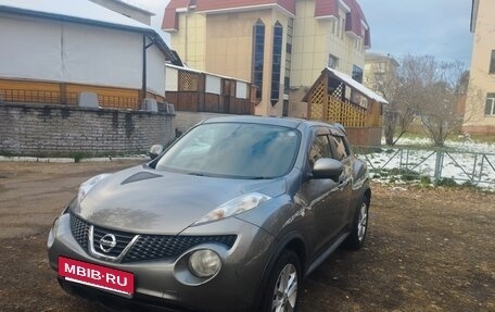 Nissan Juke II, 2010 год, 850 000 рублей, 3 фотография