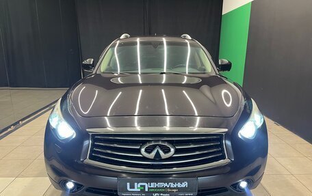 Infiniti QX70, 2013 год, 1 700 000 рублей, 2 фотография