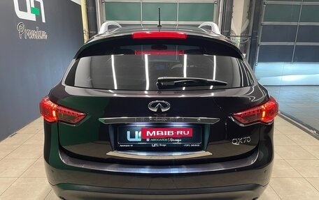 Infiniti QX70, 2013 год, 1 700 000 рублей, 5 фотография