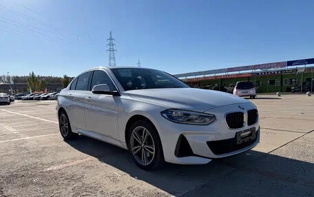 BMW 1 серия, 2022 год, 1 694 000 рублей, 3 фотография