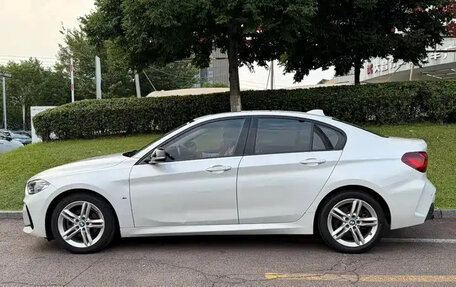 BMW 1 серия, 2023 год, 1 690 000 рублей, 3 фотография