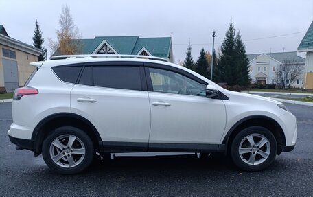 Toyota RAV4, 2016 год, 2 500 000 рублей, 7 фотография