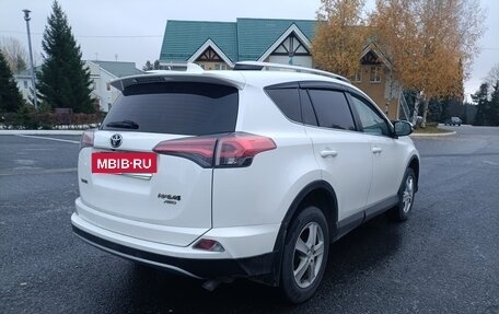Toyota RAV4, 2016 год, 2 500 000 рублей, 6 фотография