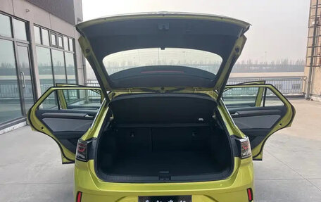 Volkswagen T-Roc I, 2023 год, 1 780 000 рублей, 8 фотография