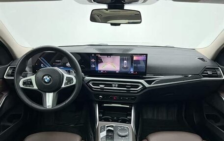 BMW 3 серия, 2023 год, 2 850 000 рублей, 11 фотография