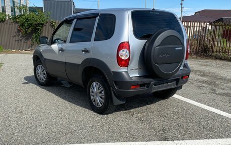 Chevrolet Niva I рестайлинг, 2019 год, 750 000 рублей, 4 фотография