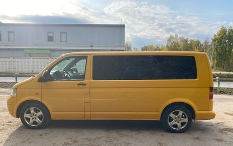Volkswagen Transporter T5 рестайлинг, 2005 год, 1 100 000 рублей, 4 фотография