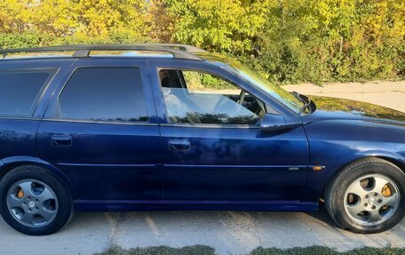 Opel Vectra B рестайлинг, 2000 год, 289 000 рублей, 2 фотография