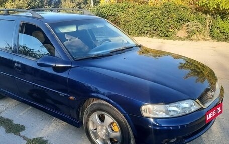 Opel Vectra B рестайлинг, 2000 год, 289 000 рублей, 1 фотография