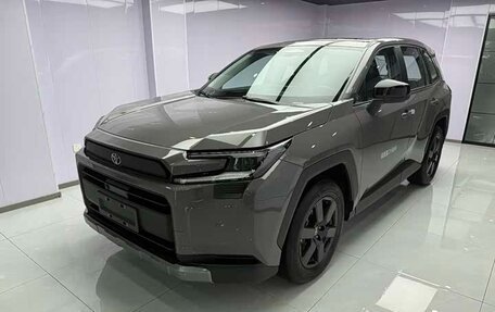 Toyota RAV4, 2026 год, 4 650 000 рублей, 1 фотография