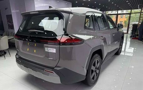 Toyota RAV4, 2026 год, 4 650 000 рублей, 6 фотография