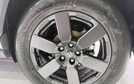 Toyota RAV4, 2026 год, 4 650 000 рублей, 27 фотография