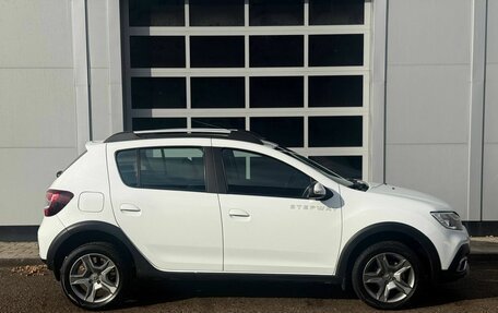 Renault Sandero II рестайлинг, 2020 год, 1 200 000 рублей, 6 фотография