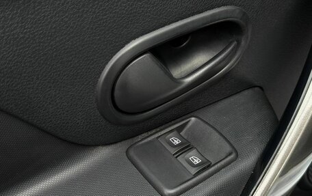 Renault Sandero II рестайлинг, 2020 год, 1 200 000 рублей, 24 фотография