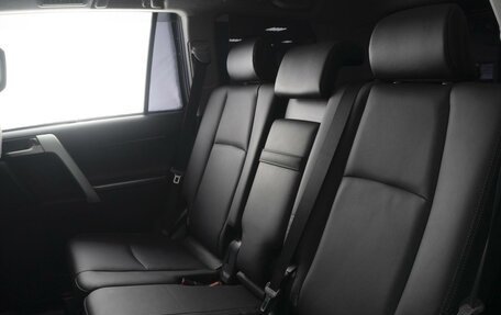 Toyota Land Cruiser Prado 150 рестайлинг, 2021 год, 7 450 000 рублей, 12 фотография