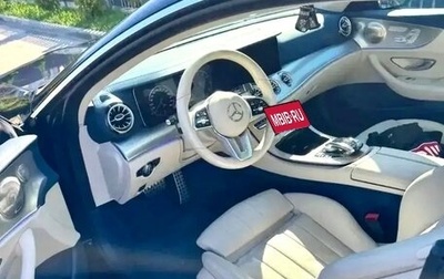 Mercedes-Benz E-Класс, 2019 год, 4 150 000 рублей, 1 фотография