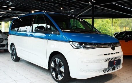Volkswagen Multivan, 2023 год, 5 320 000 рублей, 2 фотография