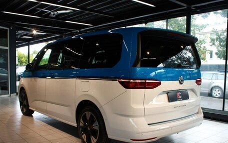 Volkswagen Multivan, 2023 год, 5 320 000 рублей, 5 фотография