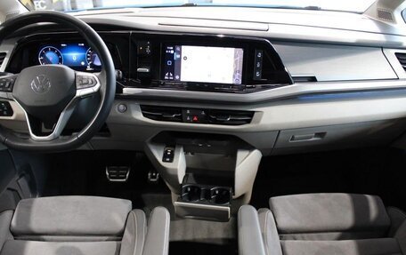 Volkswagen Multivan, 2023 год, 5 320 000 рублей, 9 фотография