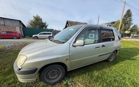 Toyota Raum I, 2000 год, 250 000 рублей, 8 фотография