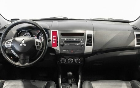 Mitsubishi Outlander III рестайлинг 3, 2012 год, 1 003 000 рублей, 6 фотография