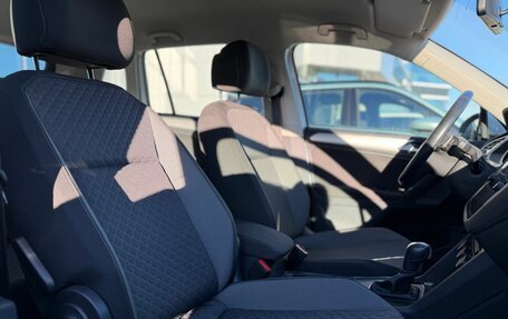 Volkswagen Tiguan II, 2020 год, 2 840 000 рублей, 14 фотография