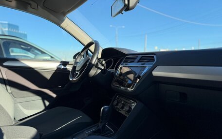 Volkswagen Tiguan II, 2020 год, 2 840 000 рублей, 12 фотография
