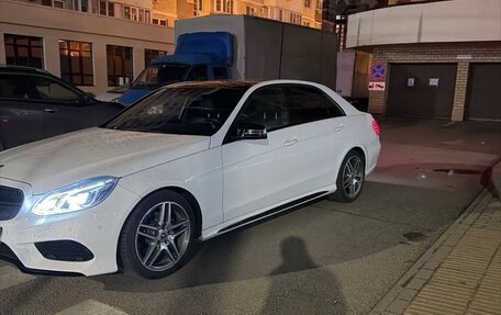 Mercedes-Benz E-Класс, 2014 год, 1 850 000 рублей, 4 фотография