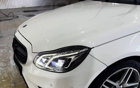 Mercedes-Benz E-Класс, 2014 год, 1 850 000 рублей, 5 фотография