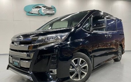 Toyota Noah III, 2021 год, 2 117 009 рублей, 2 фотография