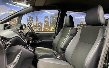 Toyota Noah III, 2021 год, 2 117 009 рублей, 16 фотография