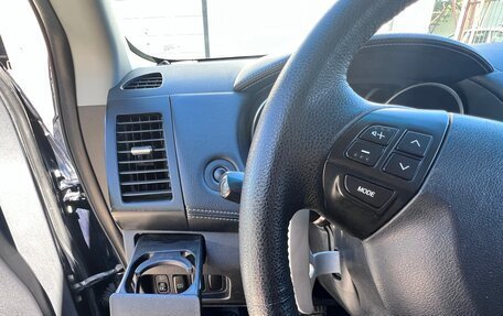 Mitsubishi Outlander III рестайлинг 3, 2010 год, 980 000 рублей, 18 фотография