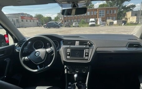 Volkswagen Tiguan II, 2020 год, 3 000 000 рублей, 8 фотография
