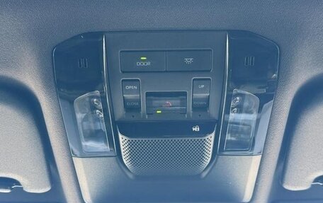 Toyota Land Cruiser Prado, 2024 год, 6 987 069 рублей, 14 фотография
